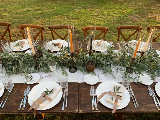 Outdoor table styling for a bespoke Tuscan gathering